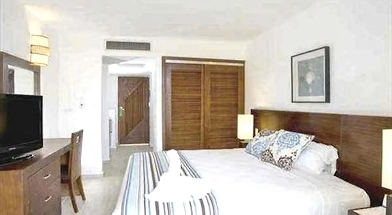 Beachfront Apt With Seaview Dining Patio Apartment Puerto Plata